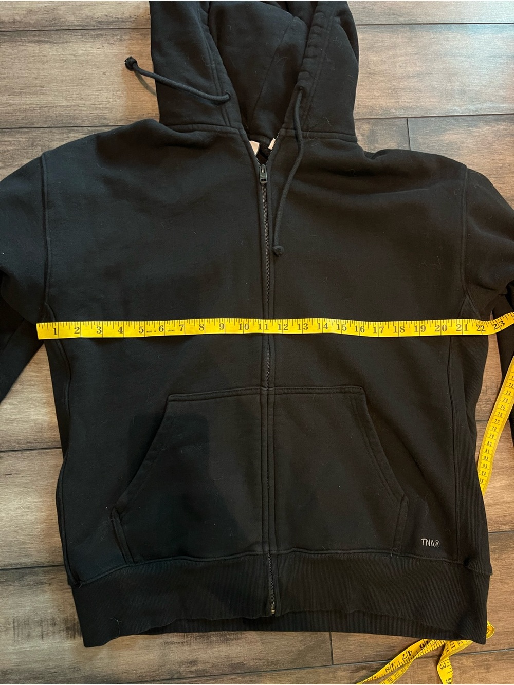 ARITZIA TNA cozy boyfriend fit black hoodie Sweatfleece oversized zip up comfy - Picture 8 of 9